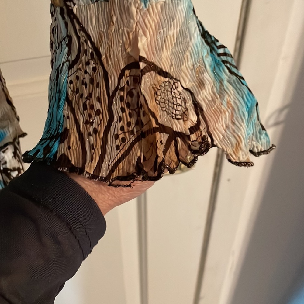 V Neck Top - image 5